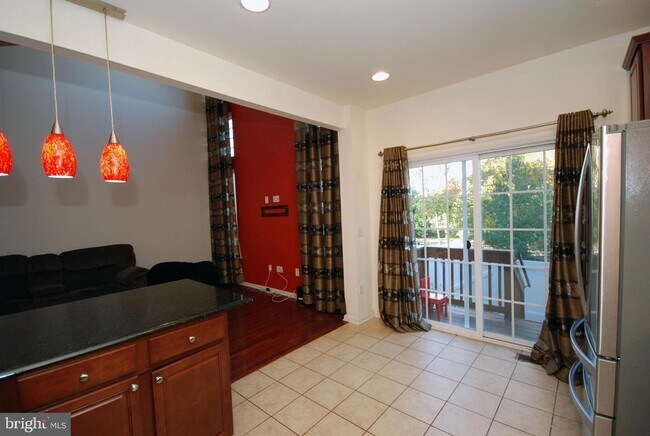 Building Photo - 2319 Berkshire Ln