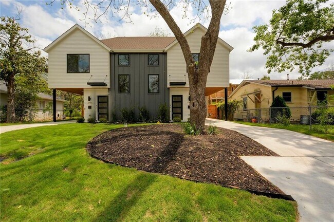 Foto del edificio - 3703 Grayson Ln