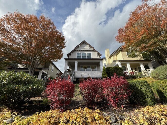 Foto del edificio - Charming 3-Bedroom Forest Heights Home wit...