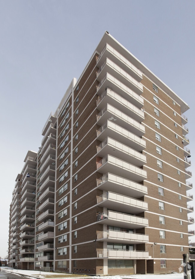 Building Photo - 4500 Jane St