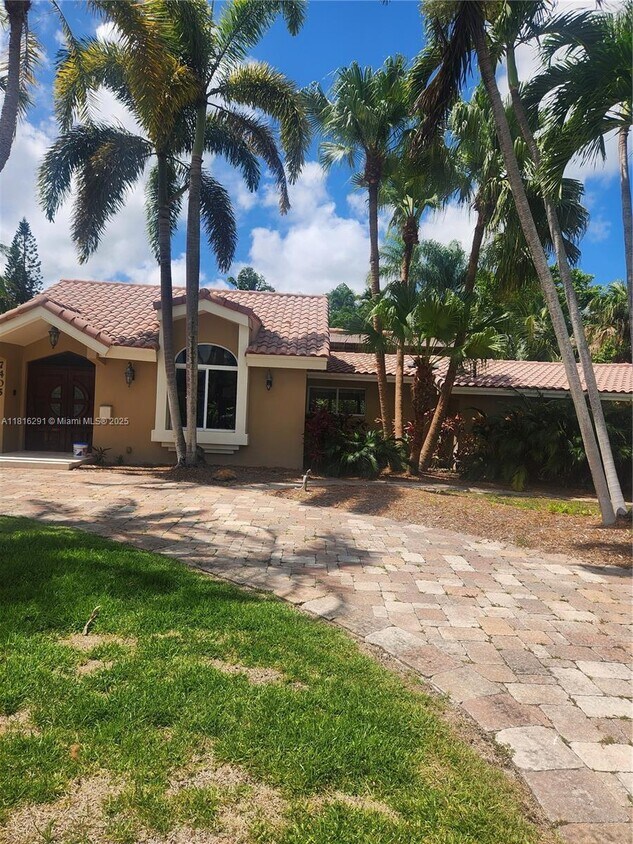 Building Photo - 7405 SW 134th St
