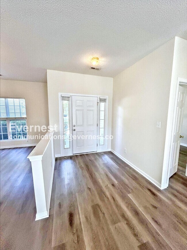 Building Photo - 1244 Scarlett Dr
