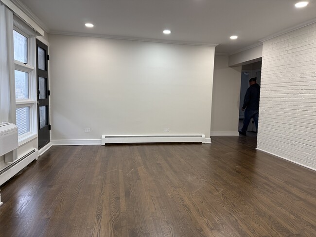 Building Photo - 2431 N 76th Ct