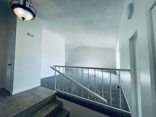 Building Photo - Updated Sparks Tri-Level Home