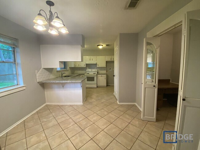 Building Photo - 4414 Burkegate Dr