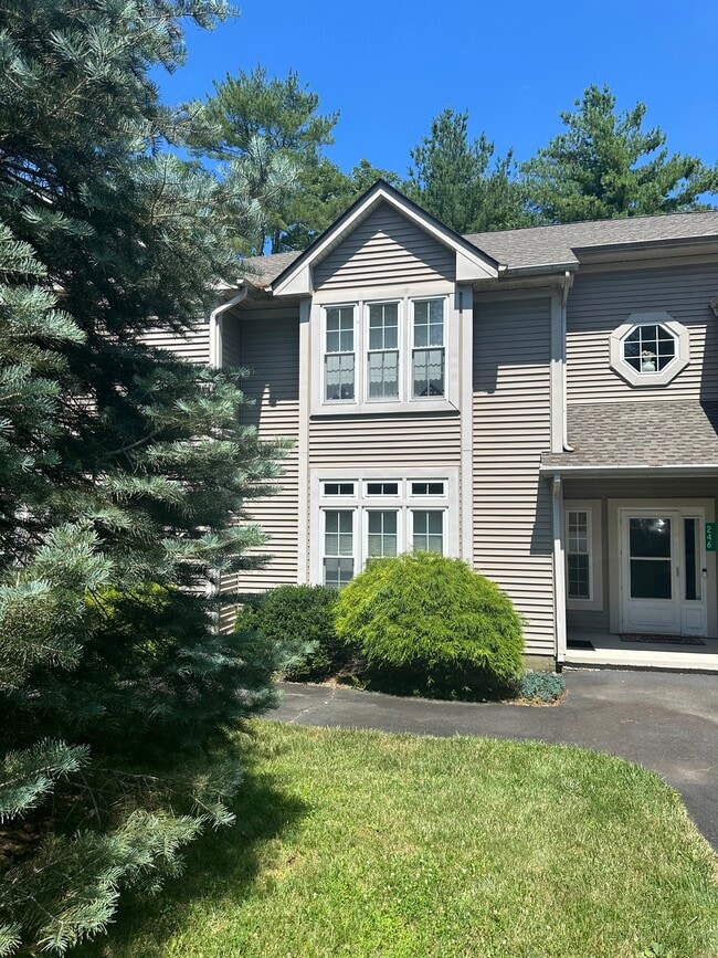 Building Photo - 244 Turnberry Village