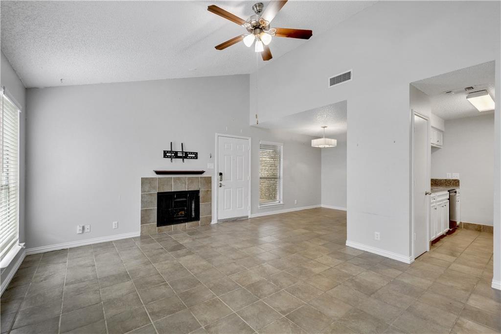 Foto principal - 6205 Okner Ln