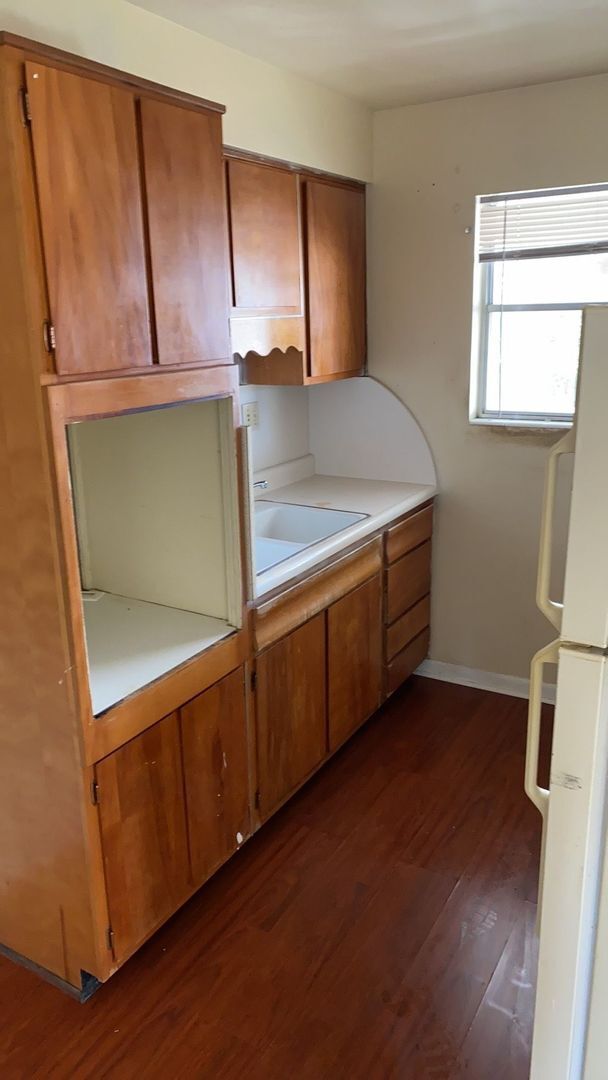 Building Photo - 1/1 in Arlington near JU! No App Fee!
