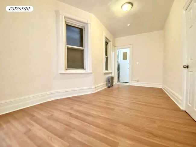 Building Photo - 451 W 36th St.