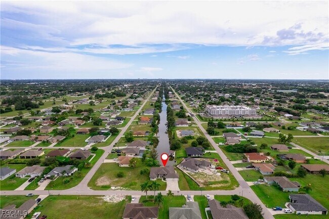 Foto del edificio - 1712 SW 13th St