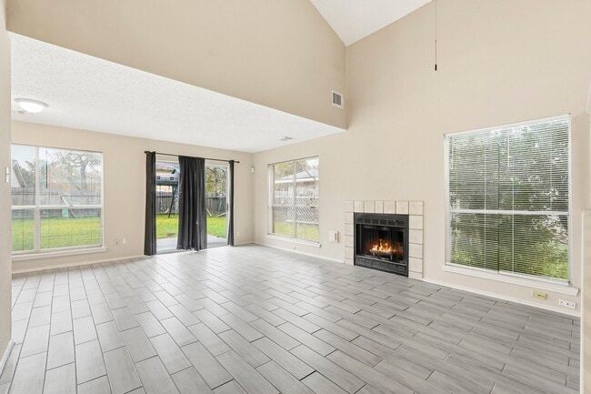 Building Photo - 16623 Red Gully Dr