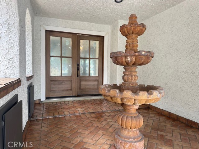 Foto del edificio - 385 Bayside Dr N