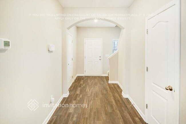 Building Photo - 4023 Munson Dr