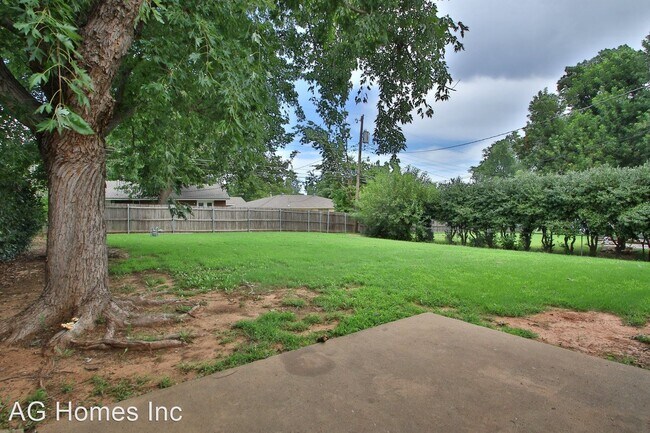 Building Photo - 3 br, 2 bath House - 405 Yukon Ave