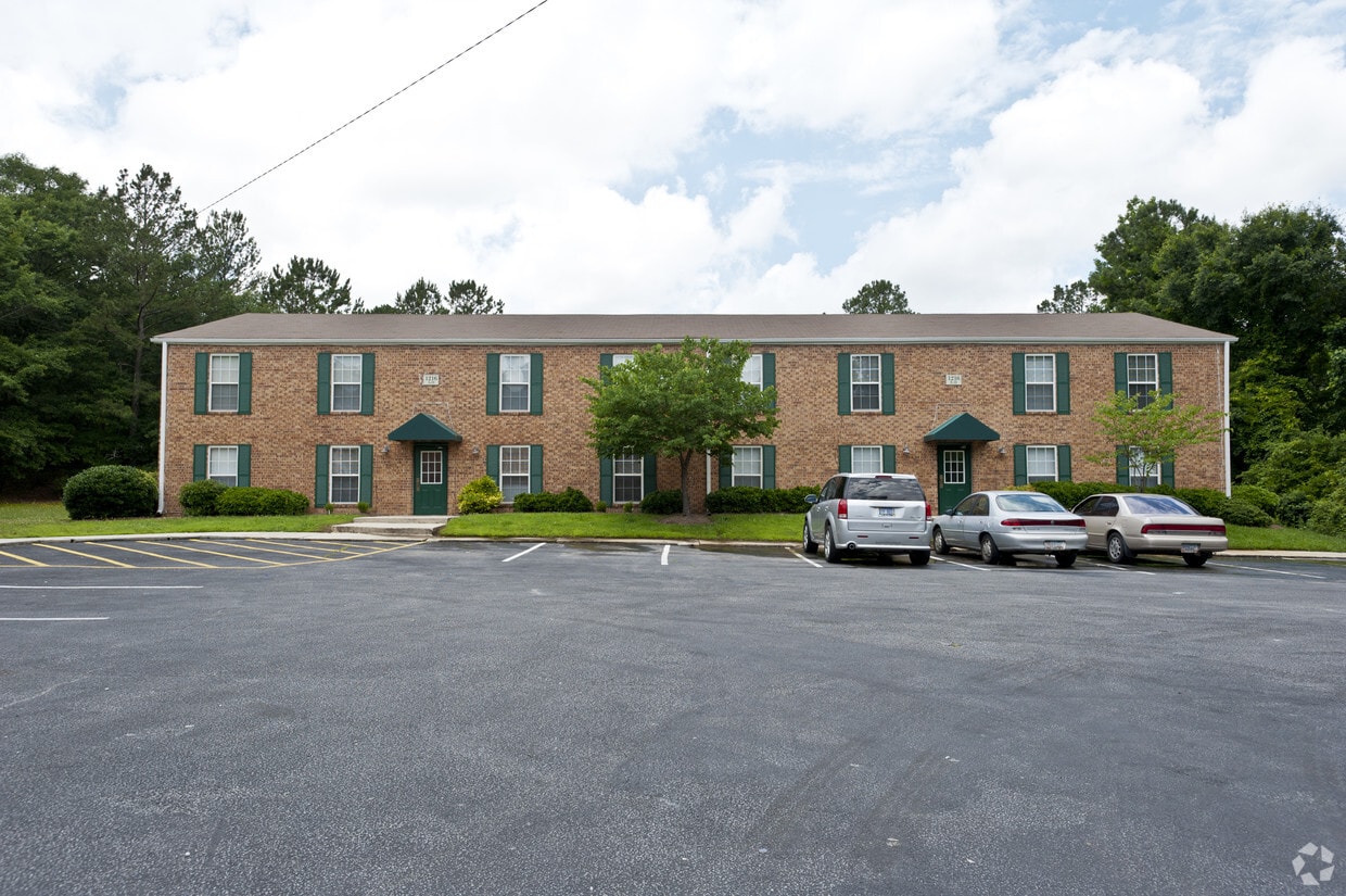 Building Photo - Rivera Park Apartments