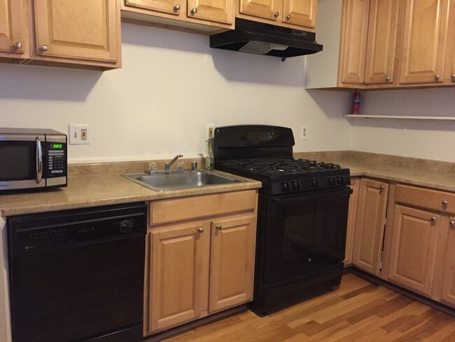 Kitchen - 519 North Washington Street