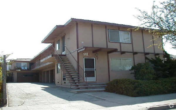 Foto del edificio - 704 Fulton St