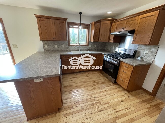 Foto del edificio - 6311 Fairway Dr NW