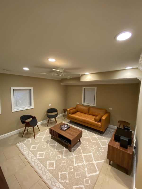 Foto del edificio - 816 N Hermitage Ave