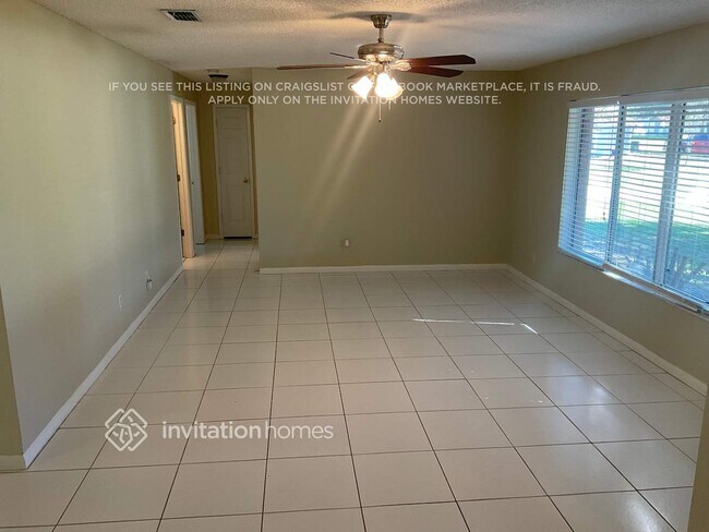 Foto del edificio - 2112 Swanson Dr