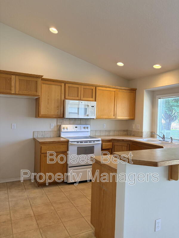 Foto del edificio - 1276 W Brown Trout Dr