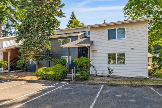 Foto del edificio - Large Remodeled 2bd, 1ba Condo Available i...
