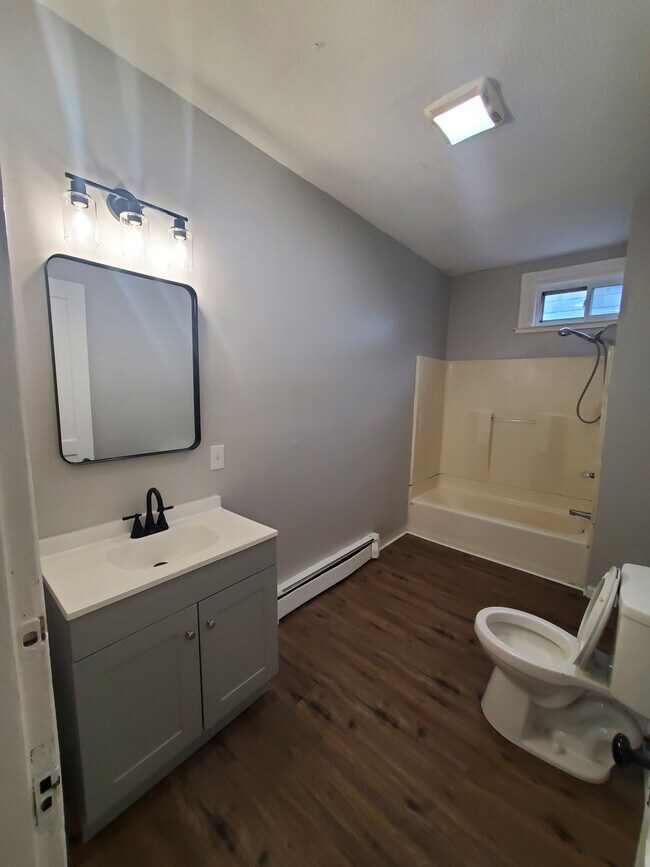 Foto del edificio - 314 Howard Ave