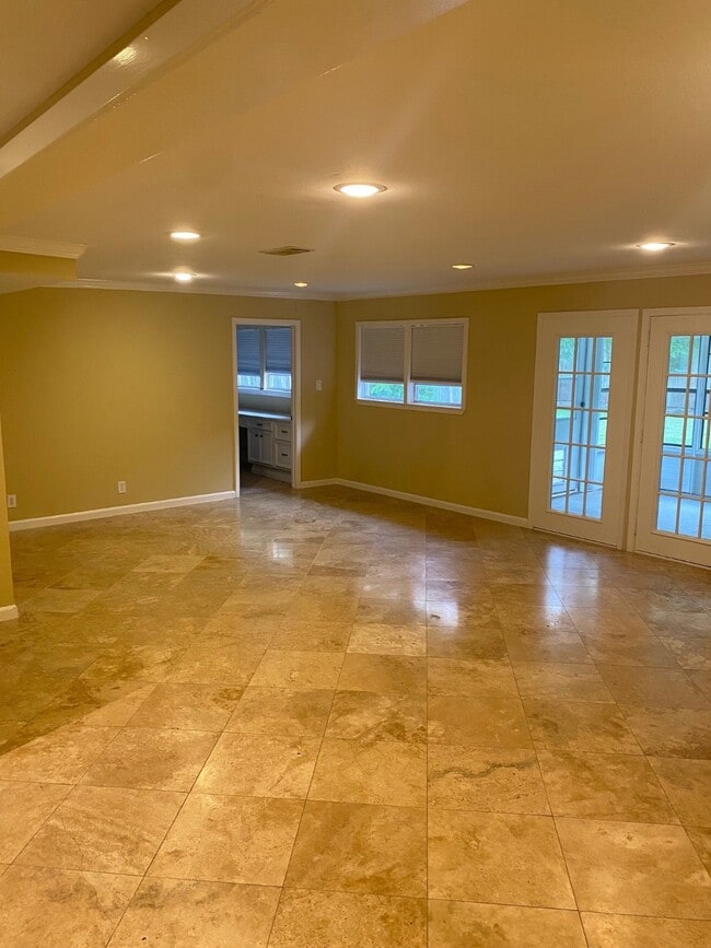 Building Photo - 8327 Lorrie Dr