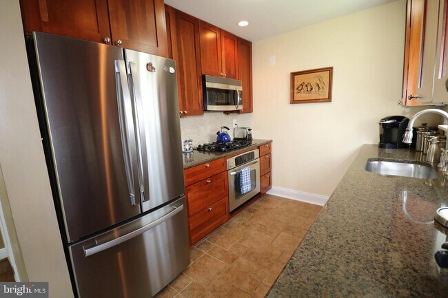 Foto del edificio - 6100 Swansea St