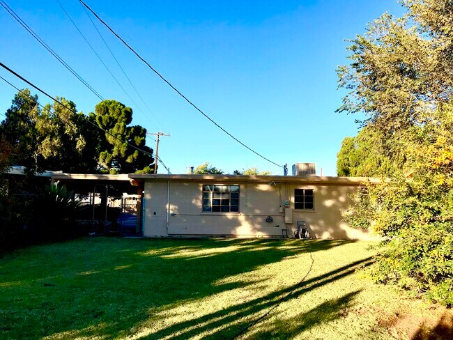 Foto del edificio - 6338 St Lo Rd