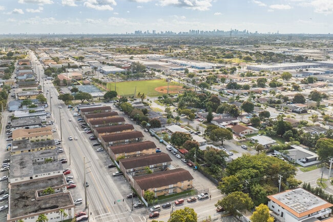 Aerial - 940-990 W 29th St - Fortune at Hialeah