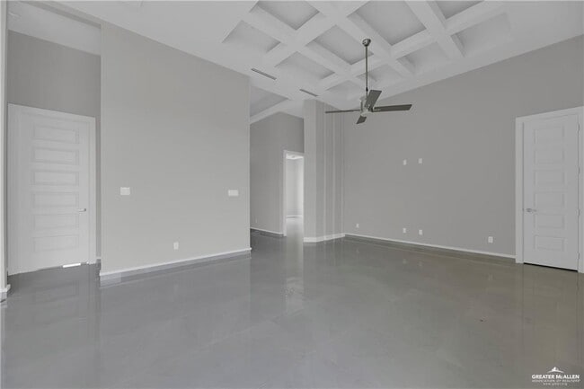 Building Photo - 17 Viola St