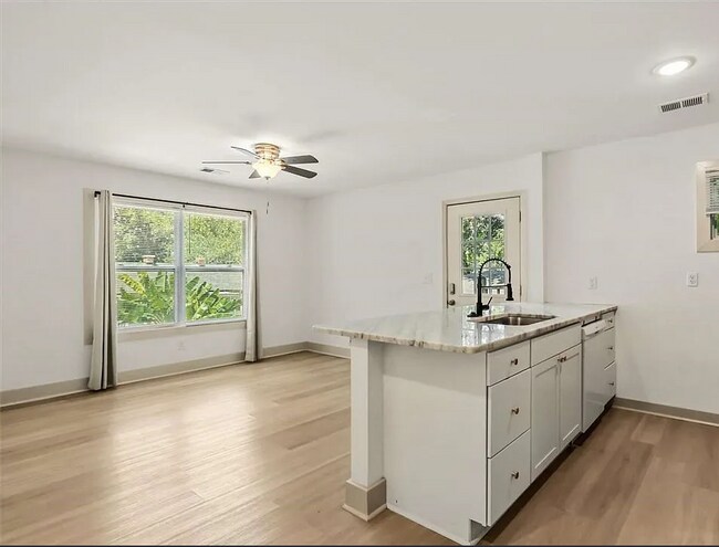 Cocina/Comedor - 1714 Le Grand St