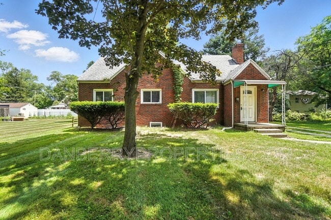 Foto del edificio - 822 Searles Rd