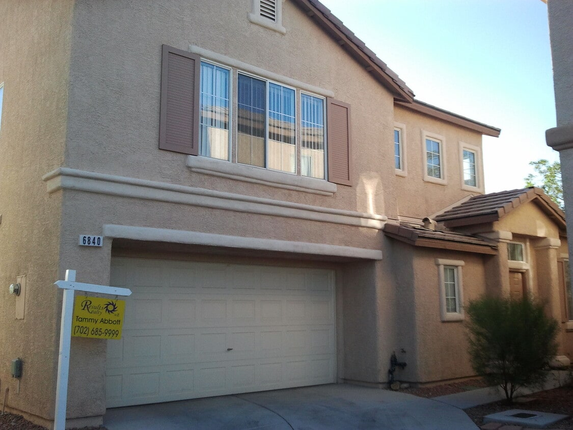 Primary Photo - CONCORDIA AT DEER SPRINGS SUBDIVISION! 3 B...