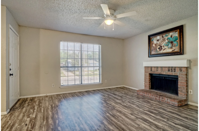 Building Photo - 3012 Sappington Pl