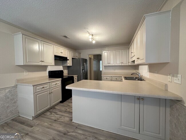 Foto del edificio - 1824 Claystone Way