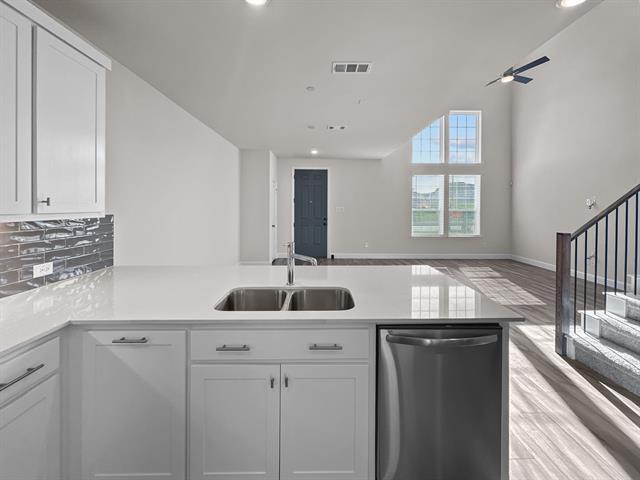 Building Photo - 8876 Samara St