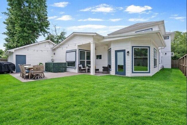 Foto del edificio - 4503 McKinney St