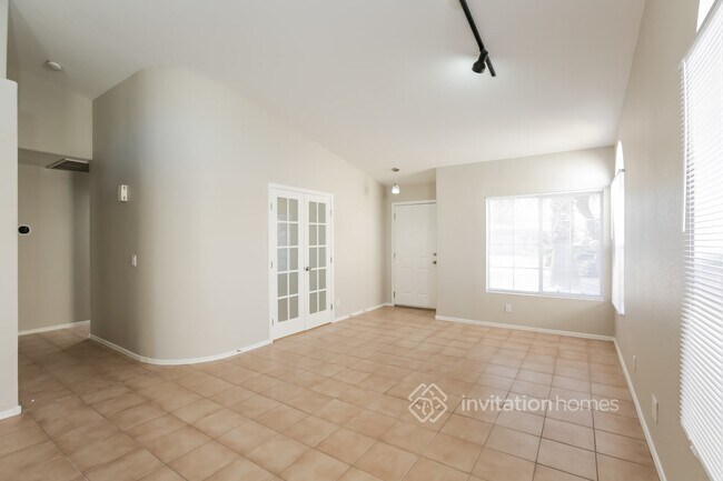 Building Photo - 269 S Jesse St