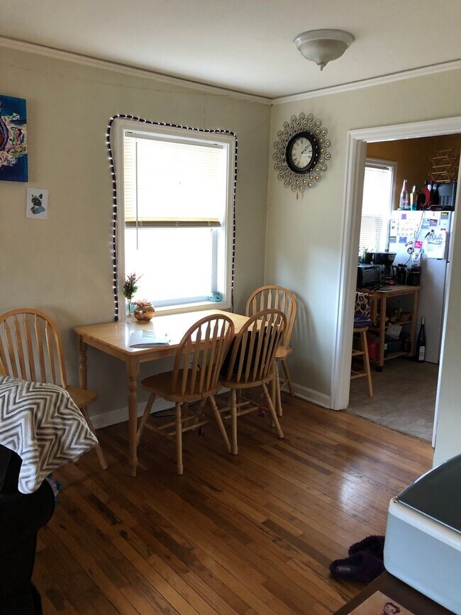 Foto del edificio - Charming N. Portland Apartment located in the Piedmont Neighborhood!