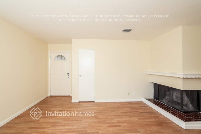 Foto del edificio - 120 Lainey Ct