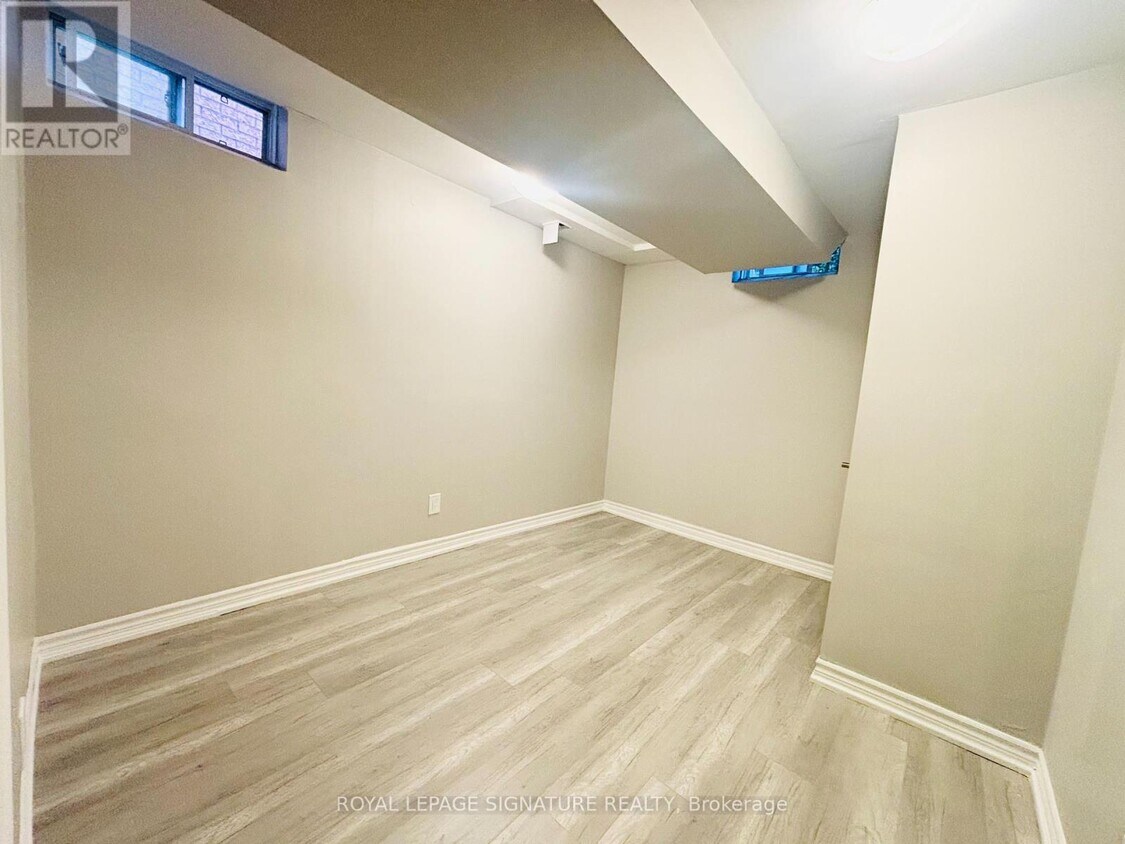 Photo principale - 3863 Skyview St