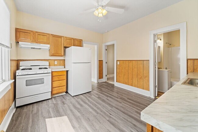 Foto del edificio - 7625 Fisher Ave