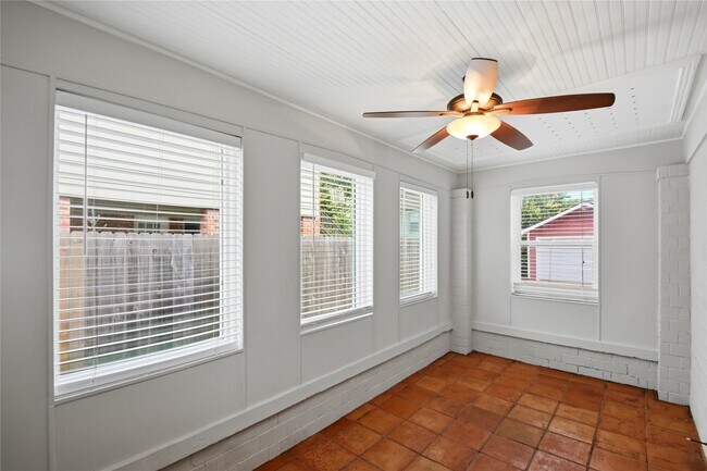 Foto del edificio - 1746 Colquitt St