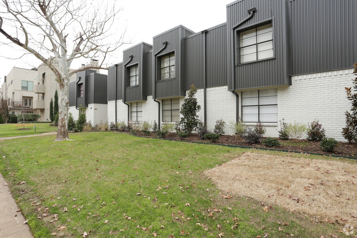 Newton Park Rentals in Dallas at 4110 Newton Ave Dallas, TX