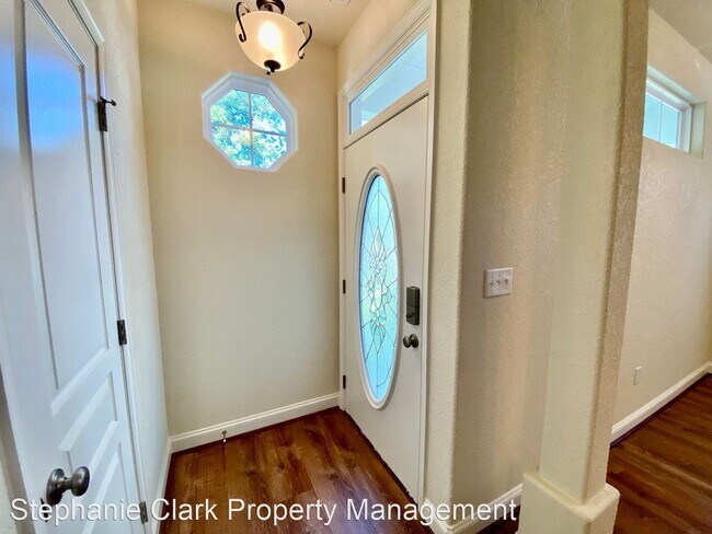 Foto del edificio - 4 br, 3.5 bath House - 5452 Carbon Court