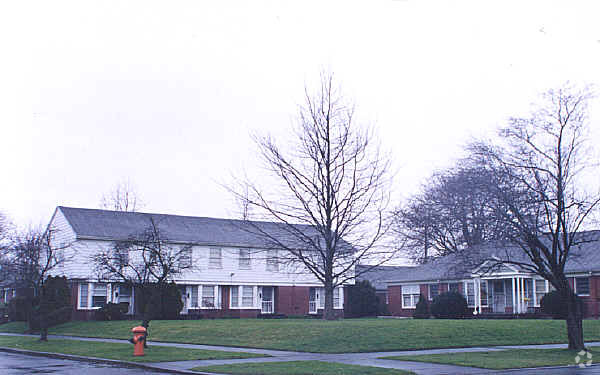 Foto del edificio - Ainsworth Court Apartments