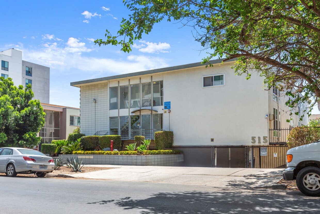 Primary Photo - Welcome Home || Apply Now || Newly Remodel...