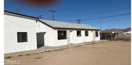 Building Photo - 451 W Yermo Rd